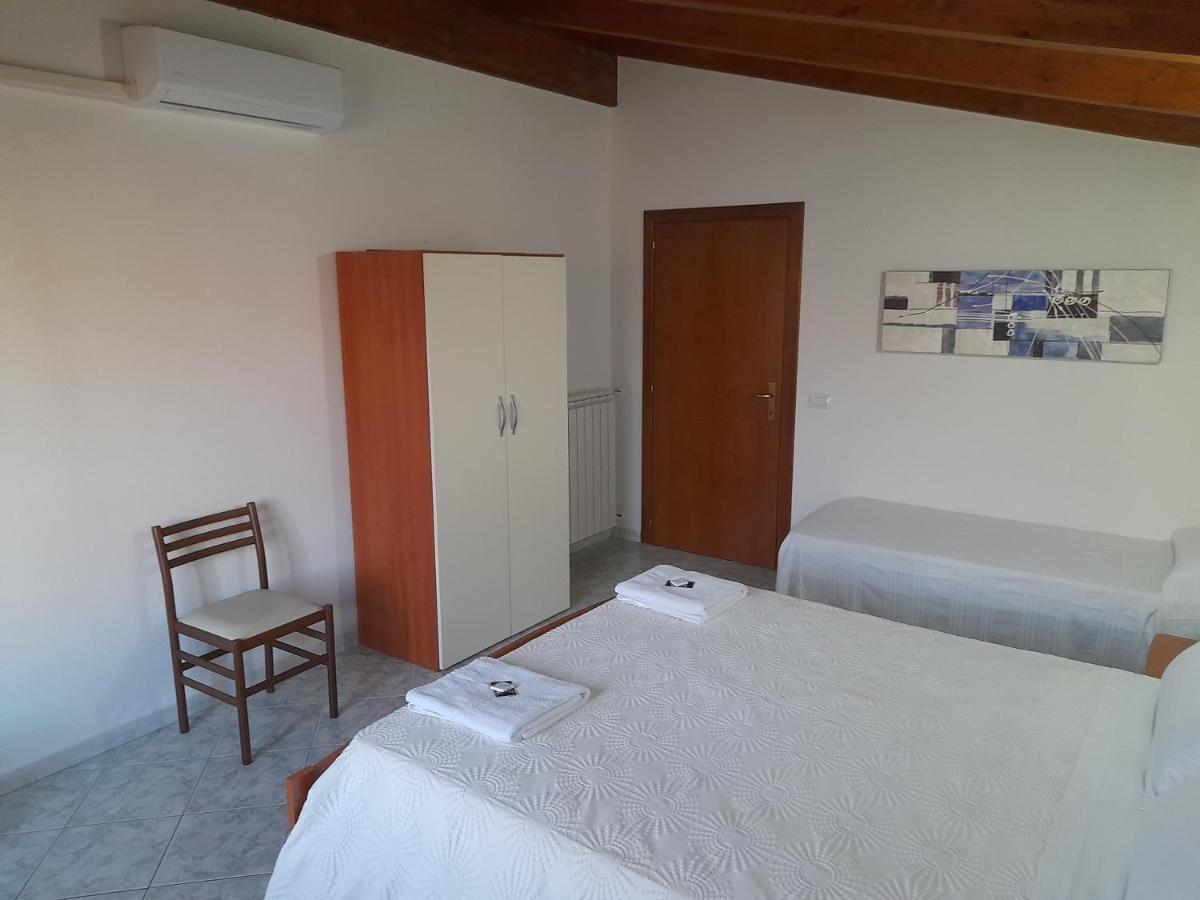 B&B Da Marianna Samugheo Luaran gambar
